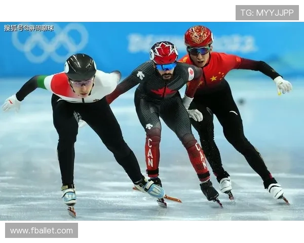 武汉足球队在总决赛中的耐力表现与战术分析全面解读