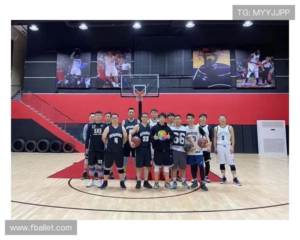 篮球团队协作实力评比上海篮球队荣登第四名引发关注 篮球团队协作实力评比上海篮球队荣登第四名引发关注