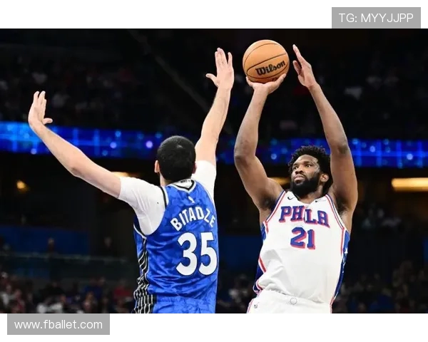 2012年黄蜂队与76人队激战回顾精彩瞬间与关键时刻分析