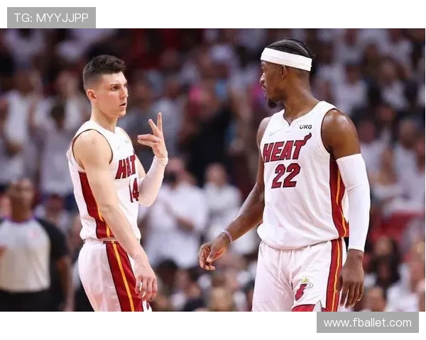 2021年NBA热火对阵勇士全场精彩回放与赛后分析