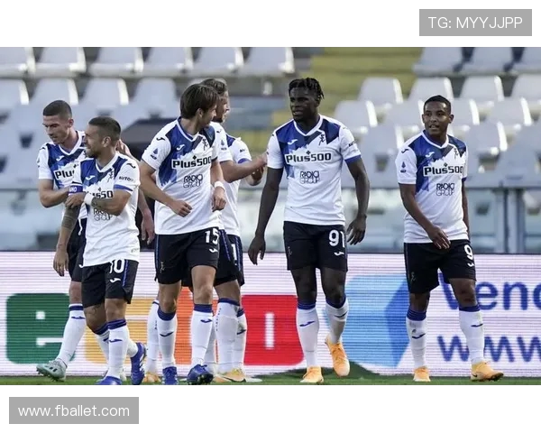 埃弗顿与亚特兰大激战成和双方在友谊赛中各展风采