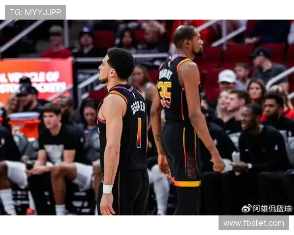 德文布克引领太阳队崛起成NBA新星展现无与伦比的篮球才华