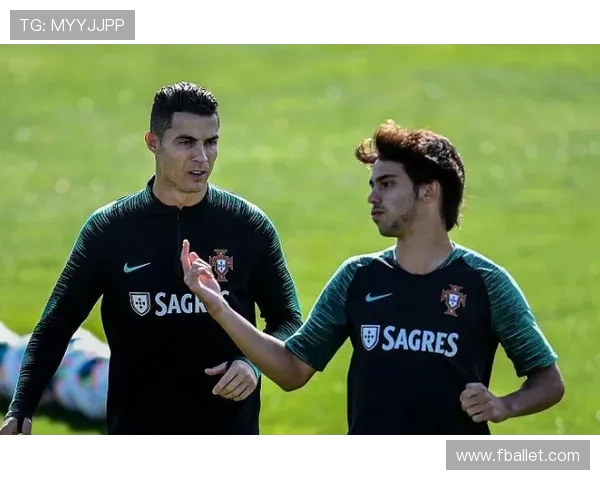 维尼修斯：从新星崛起到足坛巨星的荣耀之路与挑战