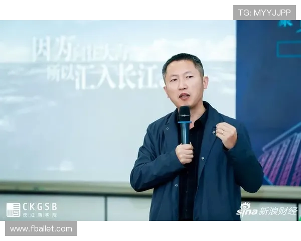 攀岩高手李伟分享成功秘诀与训练心得的专访揭秘