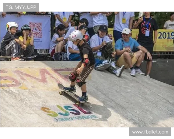 成都街舞队在极限运动联赛中以77分稳居积分榜首位